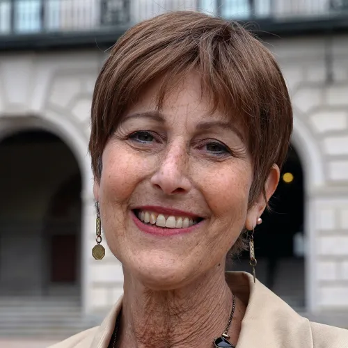 Lori Steiker
